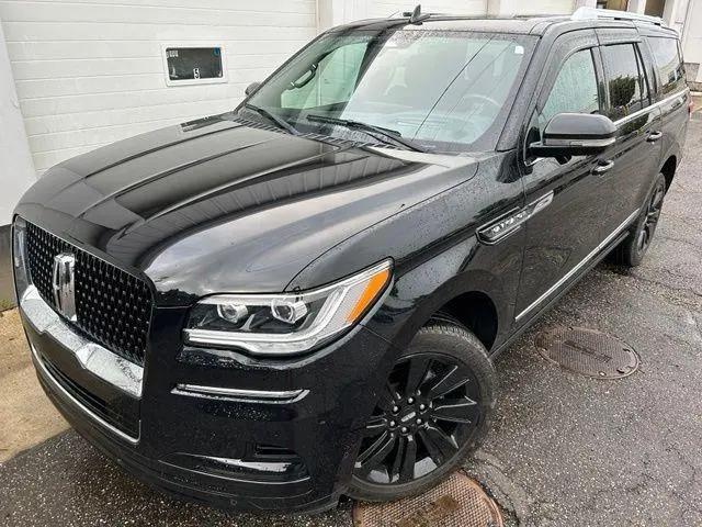 2023 Lincoln Navigator Reserve L for sale in Kent, OH