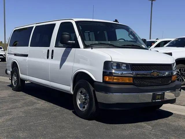 2025 Chevrolet Express Passenger RWD 3500 Extended Wheelbase LT for sale in Victorville, CA