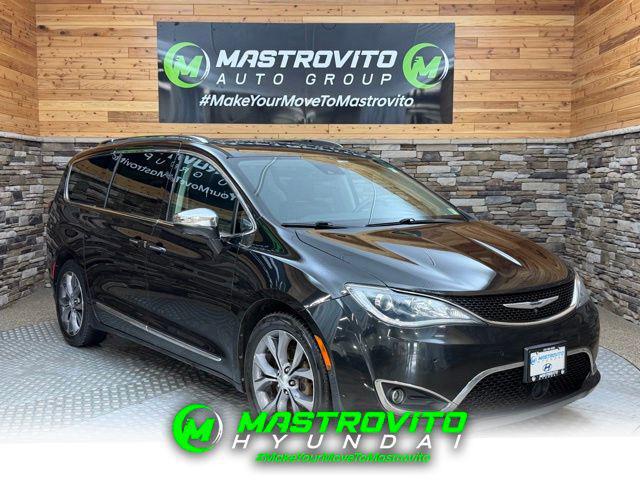 2017 Chrysler Pacifica Limited for sale in YORKVILLE, NY