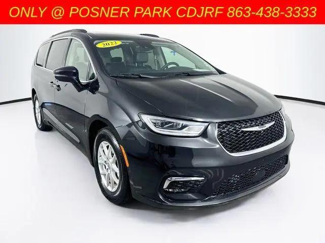 2022 Chrysler Pacifica Touring L for sale in Davenport, FL