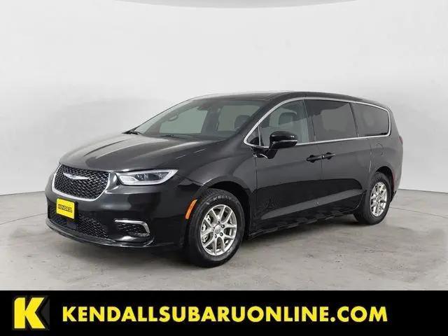 2025 Chrysler Pacifica Select for sale in Eugene, OR
