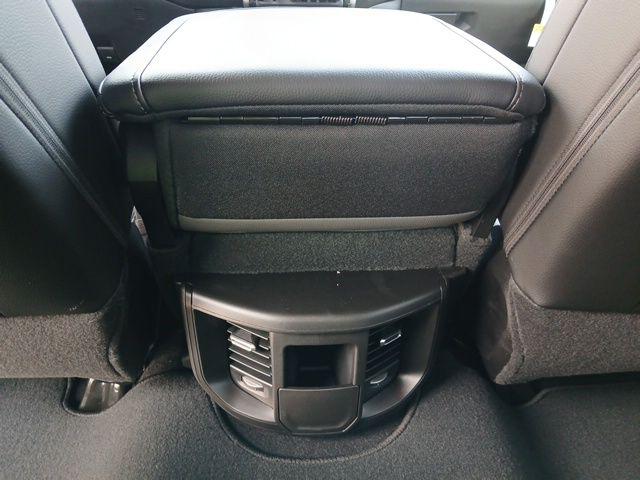 2026 Ram 3500 Tradesman Crew Cab 4x4 8 Box