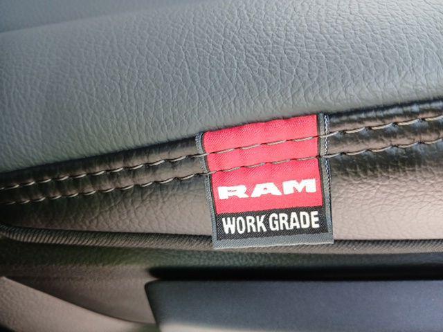 2026 Ram 3500 Tradesman Crew Cab 4x4 8 Box