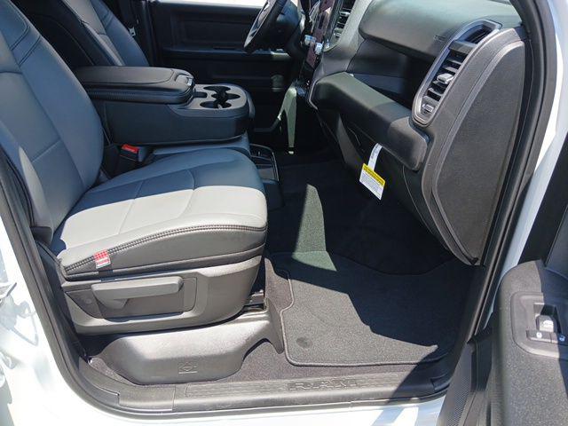 2026 Ram 3500 Tradesman Crew Cab 4x4 8 Box