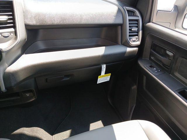 2026 Ram 3500 Tradesman Crew Cab 4x4 8 Box