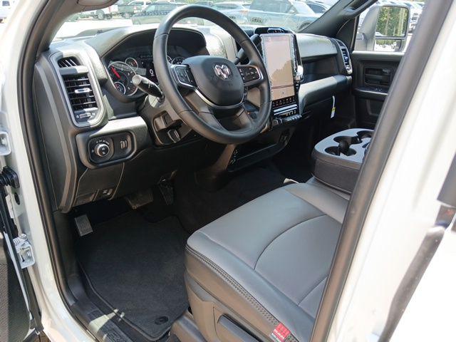 2026 Ram 3500 Tradesman Crew Cab 4x4 8 Box
