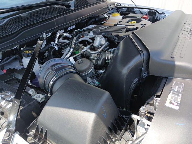 2026 Ram 3500 Tradesman Crew Cab 4x4 8 Box