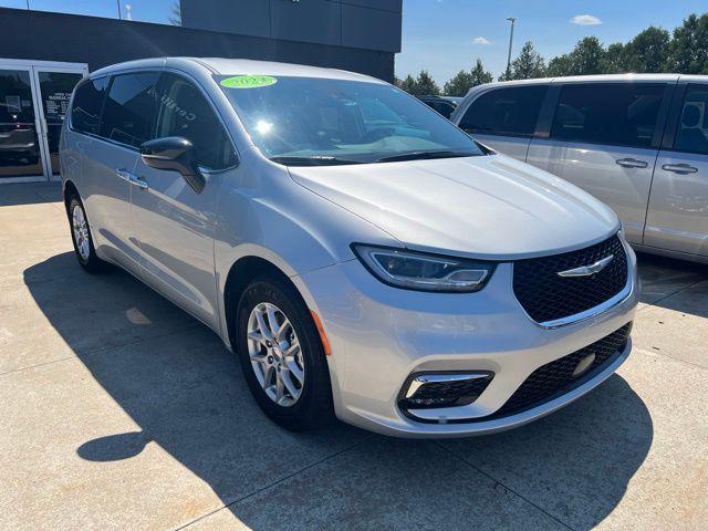 2024 Chrysler Pacifica Touring L for sale in White Lake, MI