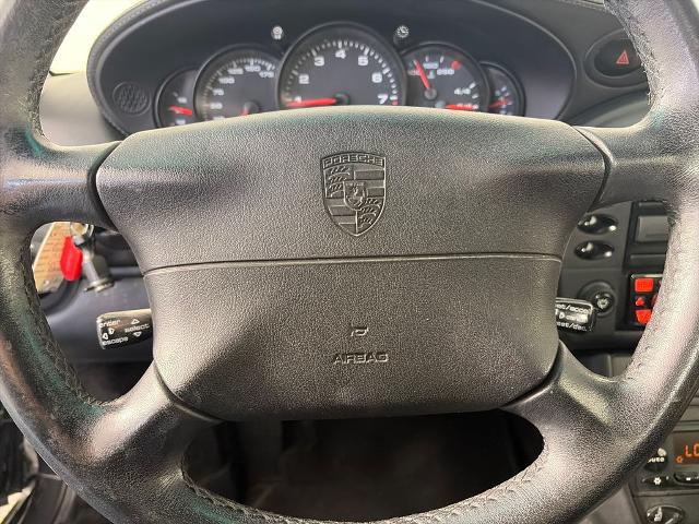 2001 Porsche 911 Carrera 4