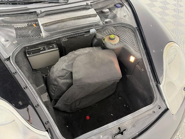 2001 Porsche 911 Carrera 4