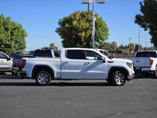 2024 GMC Sierra 1500 4WD Crew Cab Short Box SLT