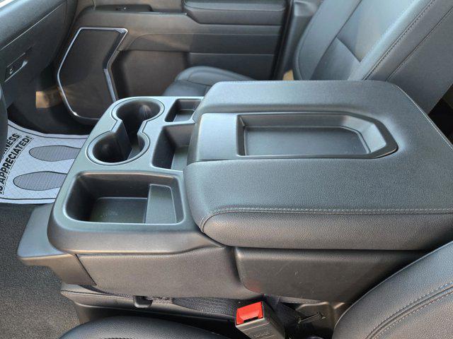 2024 GMC Sierra 1500 4WD Crew Cab Short Box SLT