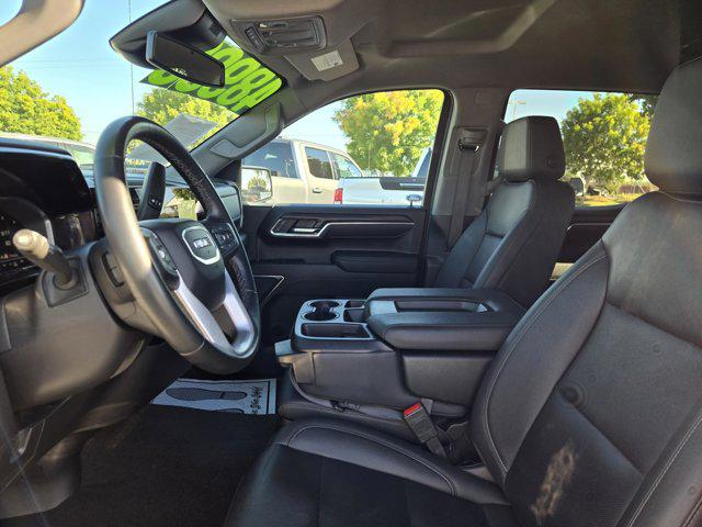 2024 GMC Sierra 1500 4WD Crew Cab Short Box SLT