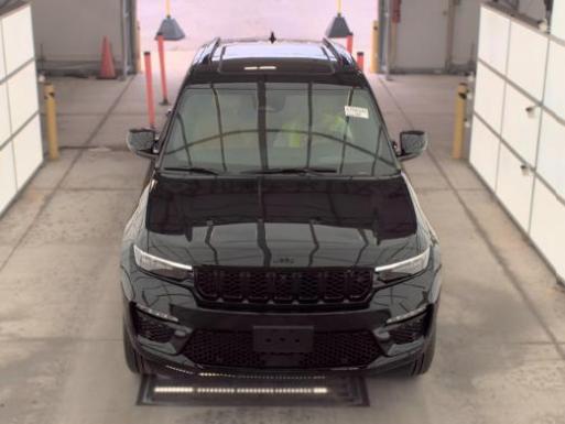 2023 Jeep Grand Cherokee Summit 4x4 2023 Jeep Grand Cherokee Summit 4x4