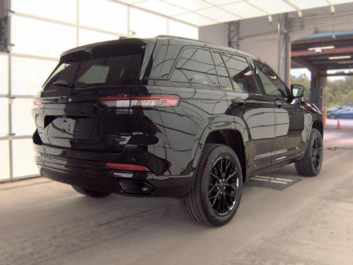2023 Jeep Grand Cherokee Summit 4x4 2023 Jeep Grand Cherokee Summit 4x4
