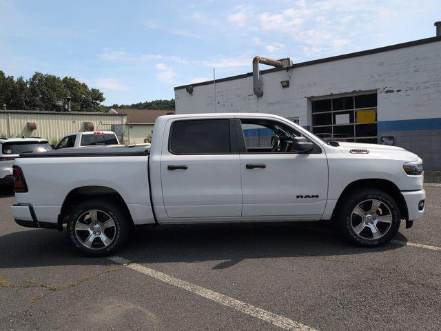 2025 Ram 1500 Tradesman Crew Cab 4x4 57 Box