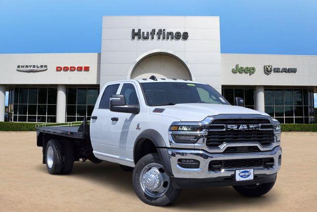 2026 RAM 5500 Chassis RAM 5500 TRADESMAN CHASSIS CREW CAB 4X4 84 CA