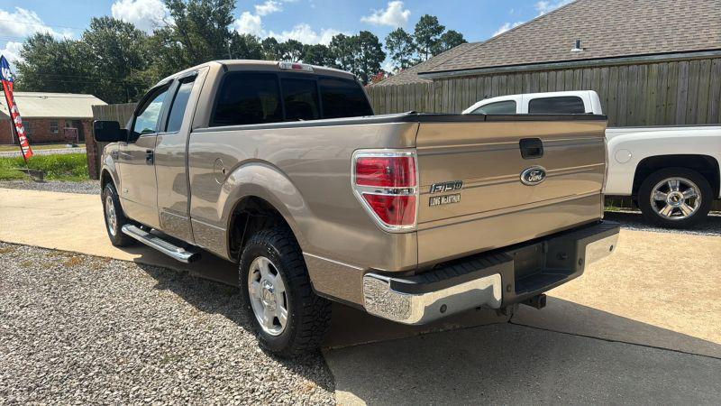 2011 Ford F-150 XLT