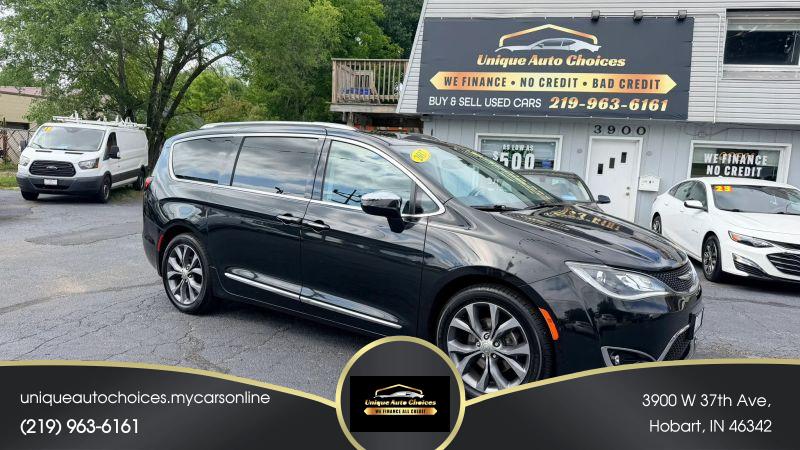 2017 Chrysler Pacifica Limited for sale in Hobart, IN