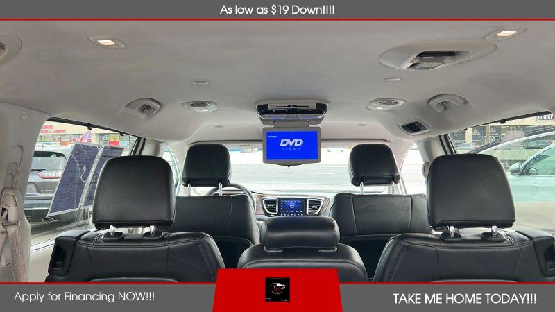 2017 Chrysler Pacifica Touring-L