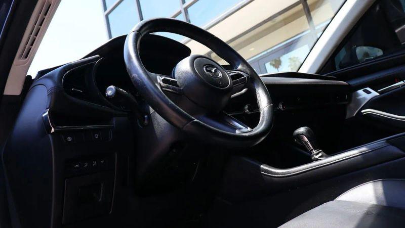 2019 Mazda Mazda3 Preferred Package