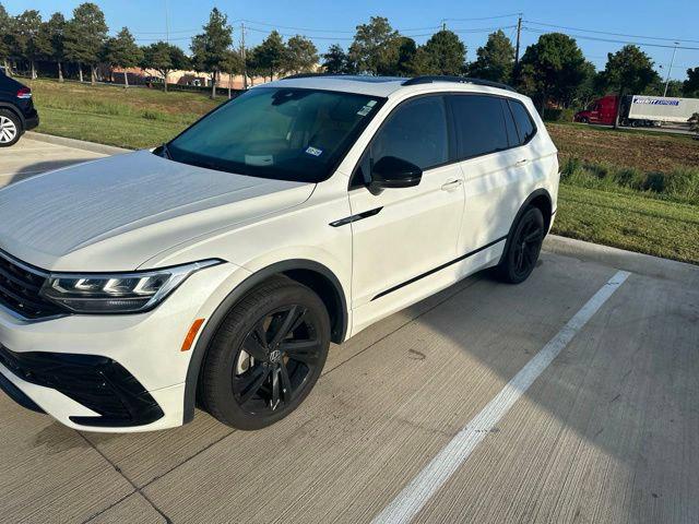 2024 Volkswagen Tiguan 2.0T SE R-Line Black for sale in Houston, TX