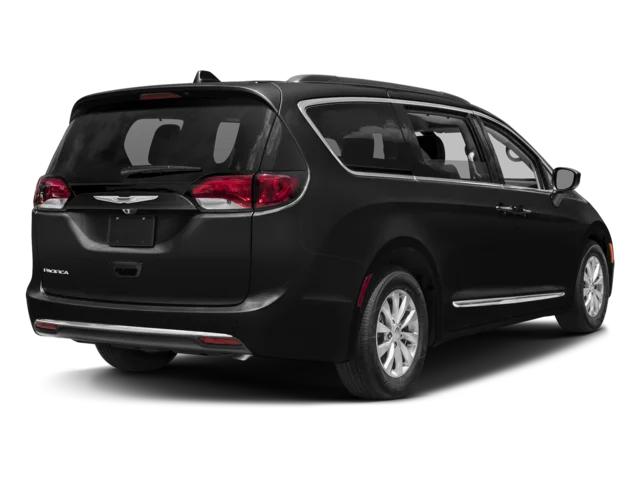 2017 Chrysler Pacifica Touring-L 2017 Chrysler Pacifica Touring-L