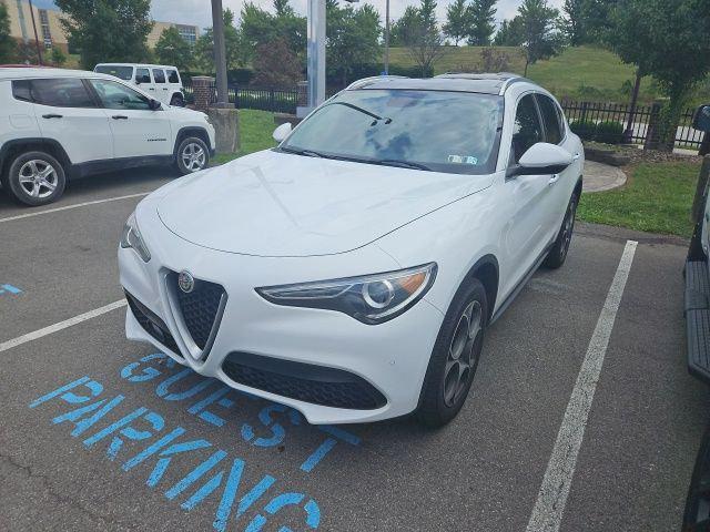 2018 Alfa Romeo Stelvio Ti AWD 2018 Alfa Romeo Stelvio Ti AWD
