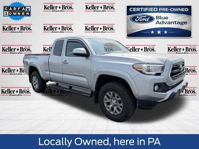 2017 Toyota Tacoma SR5 V6 2017 Toyota Tacoma SR5 V6