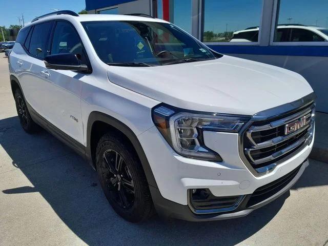2024 GMC Terrain AWD AT4 2024 GMC Terrain AWD AT4