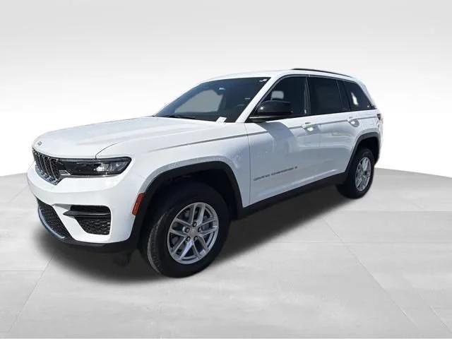 2026 Jeep Grand Cherokee GRAND CHEROKEE LAREDO 4X4
