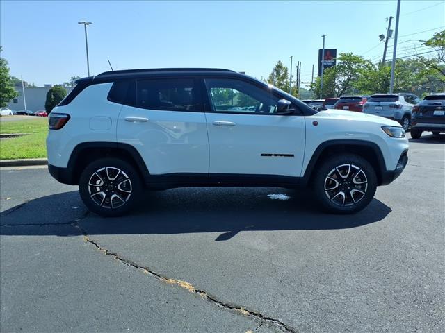 2025 Jeep Compass Trailhawk 4x4