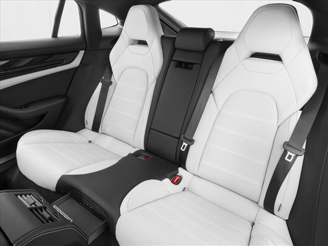 2026 Porsche Panamera 4