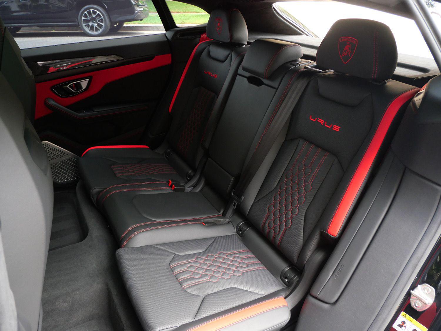 2024 Lamborghini Urus S - Photo 6