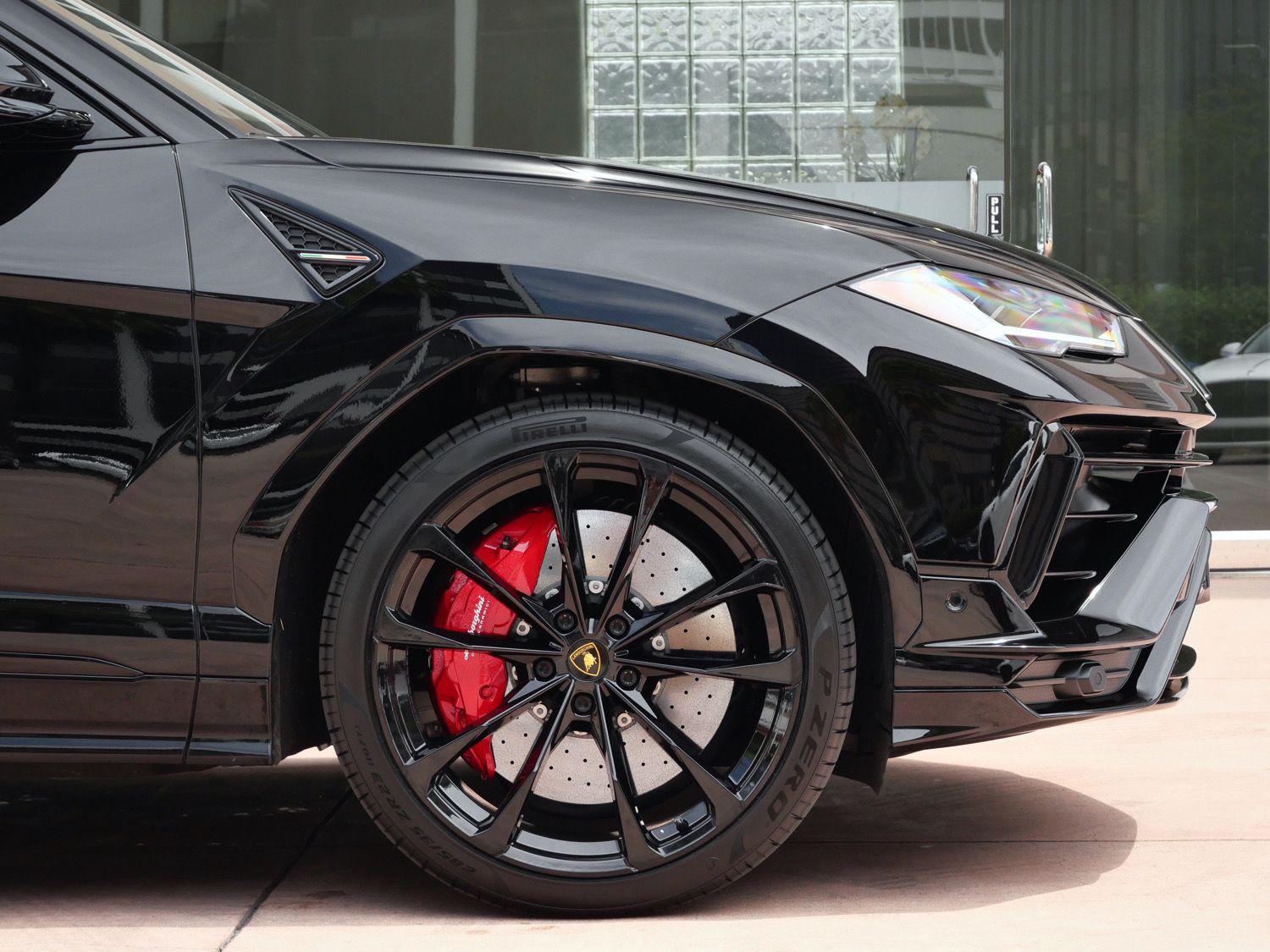 2024 Lamborghini Urus S - Photo 9