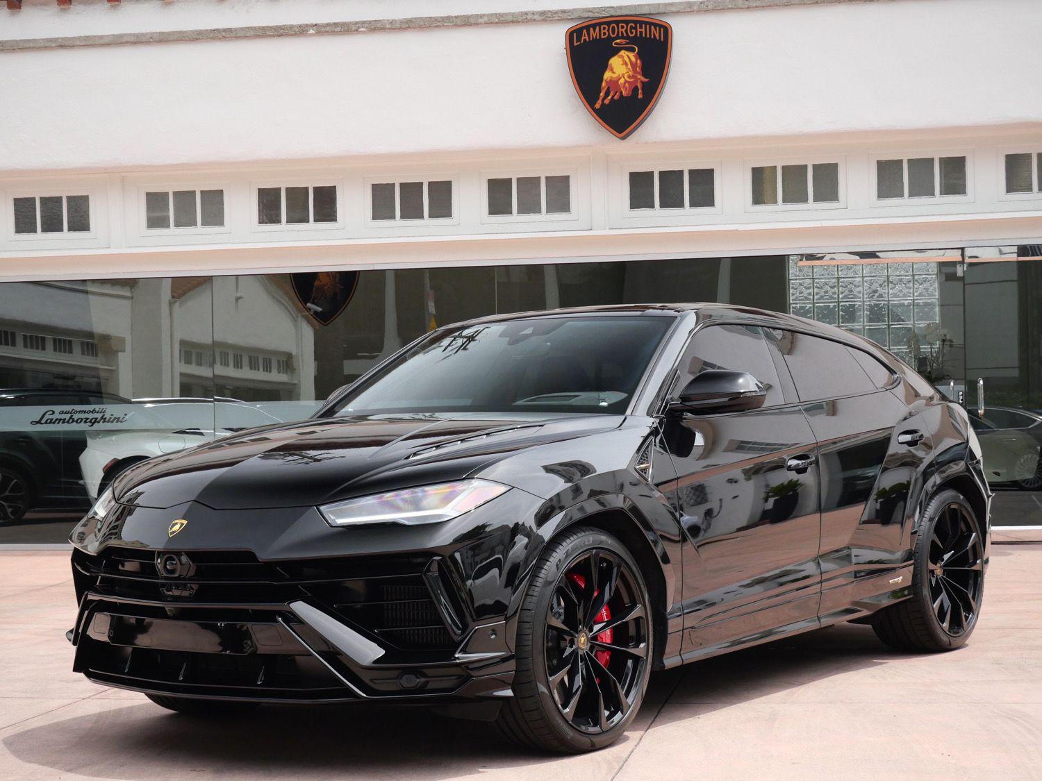 2024 Lamborghini Urus S - Photo 12
