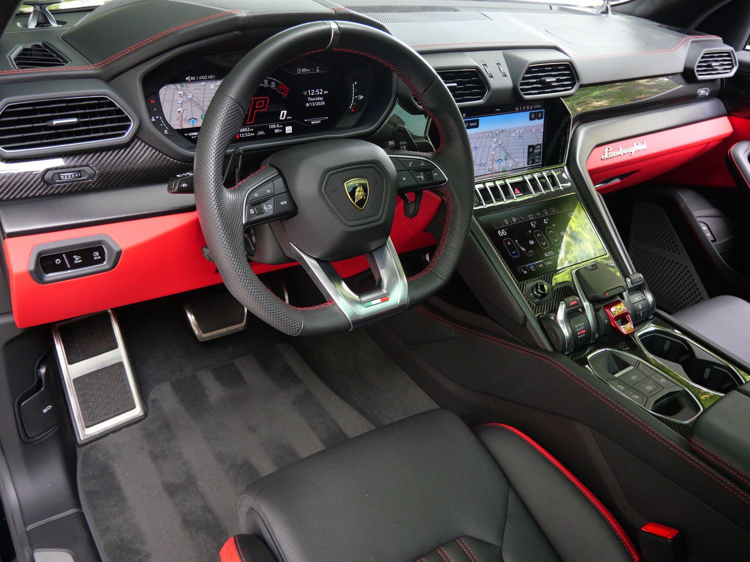 2024 Lamborghini Urus S - Photo 13