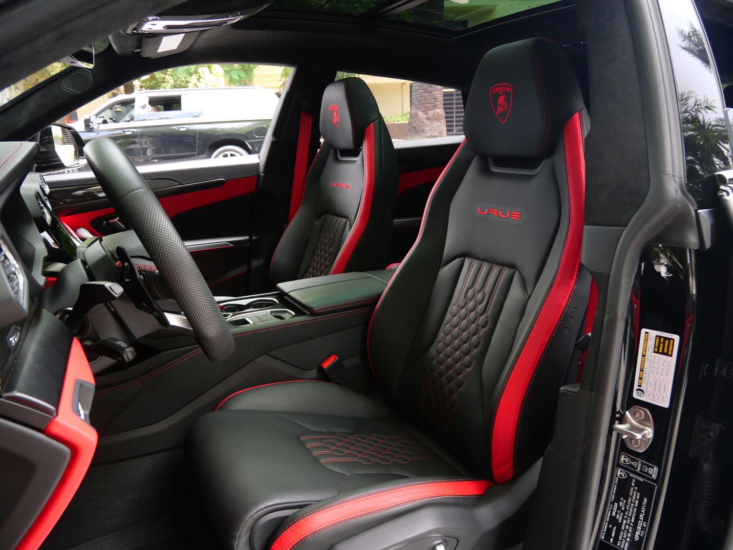 2024 Lamborghini Urus S - Photo 19