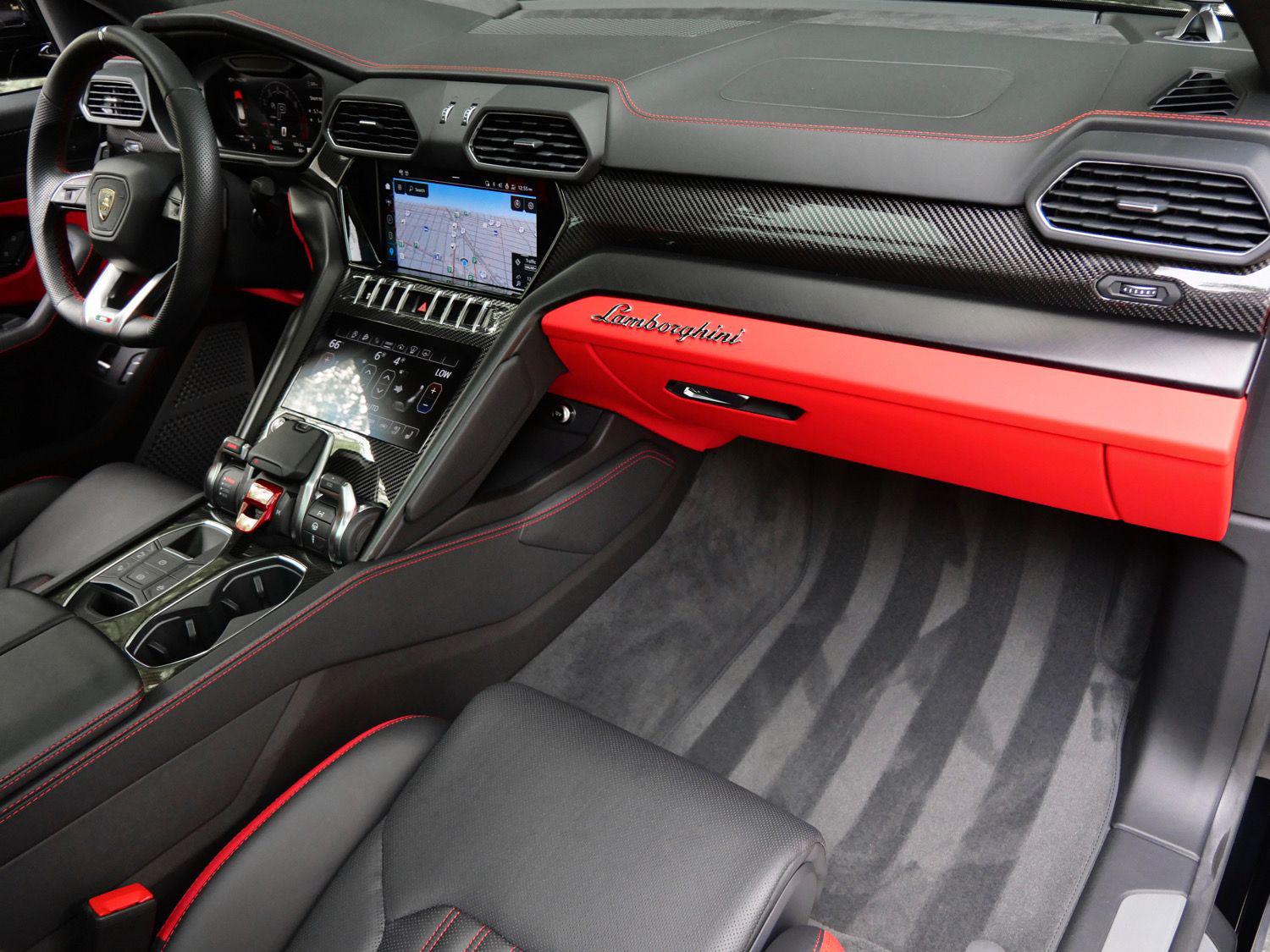 2024 Lamborghini Urus S - Photo 25