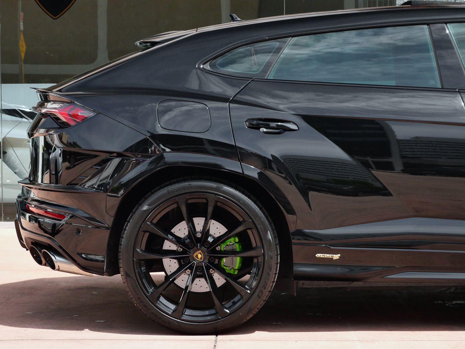 2024 Lamborghini Urus S - Photo 12