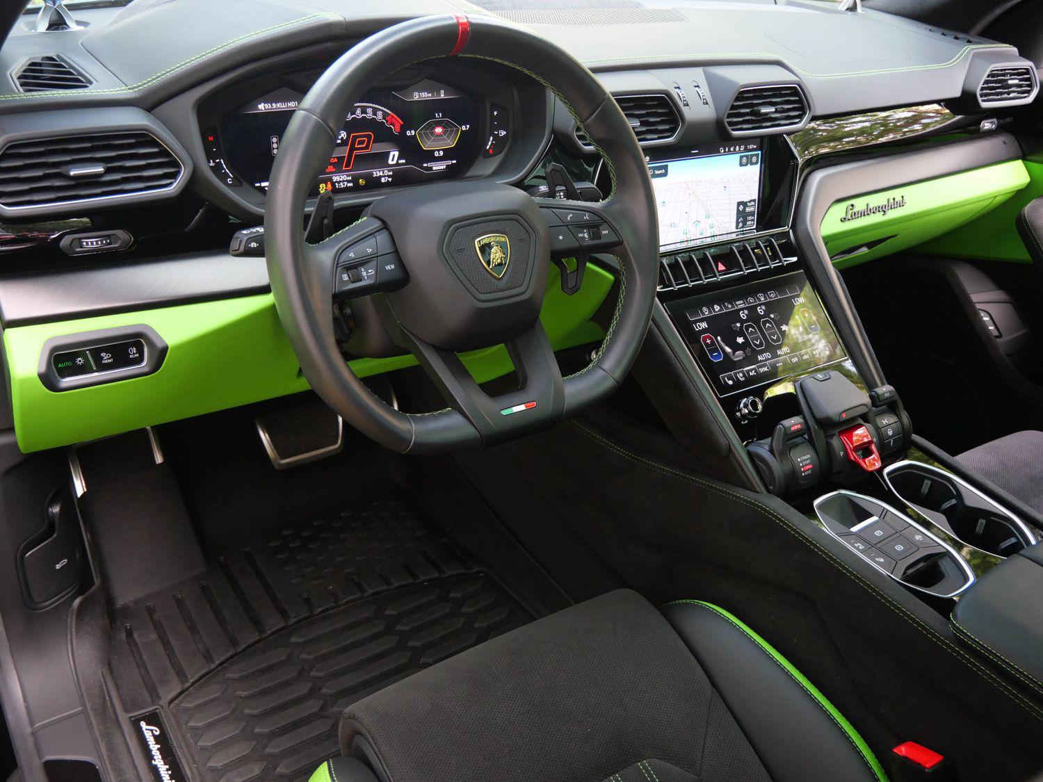 2024 Lamborghini Urus S - Photo 13