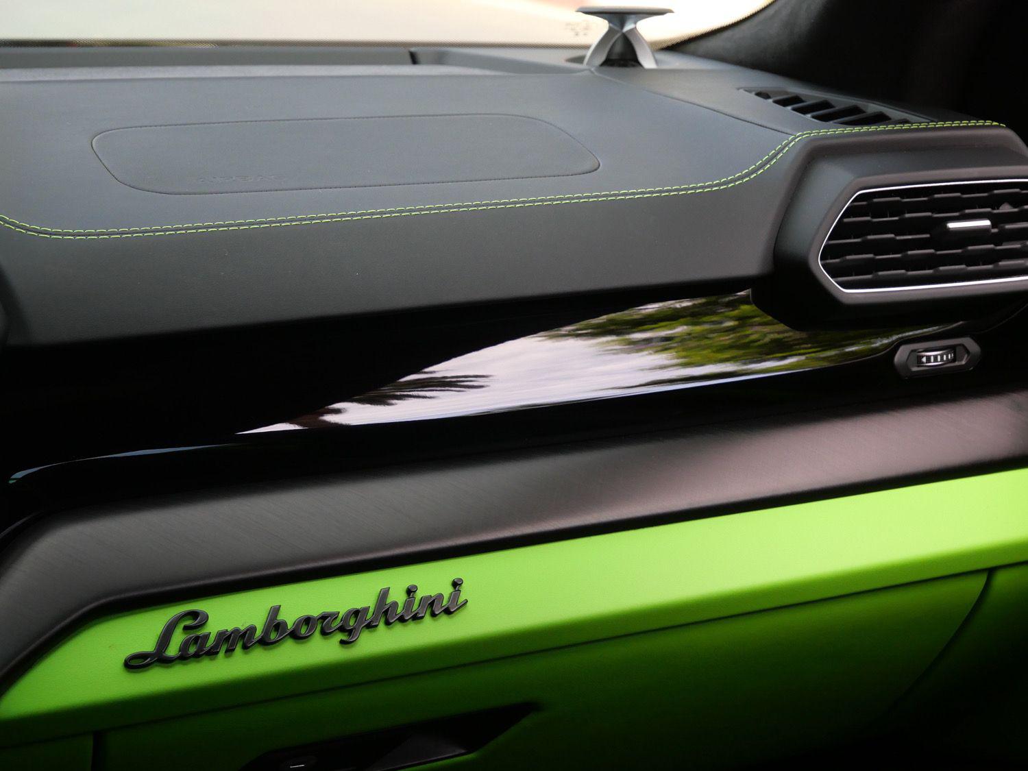 2024 Lamborghini Urus S - Photo 23