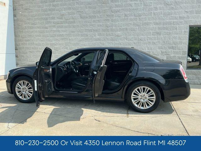 2013 Chrysler 300 John Varvatos Luxury Edition AWD