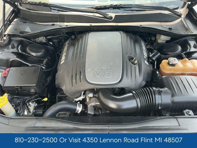 2013 Chrysler 300 John Varvatos Luxury Edition AWD