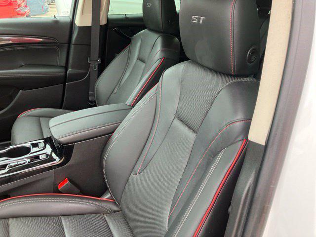 2023 Buick Envision Essence AWD
