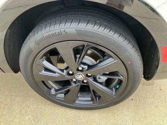 2023 Buick Envision Essence AWD
