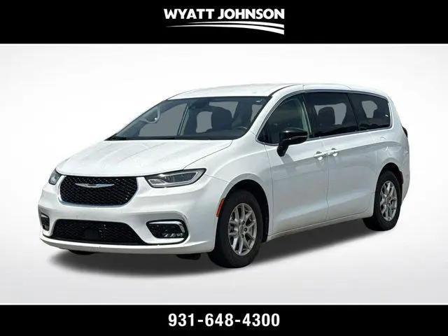2024 Chrysler Pacifica Touring L for sale in Clarksville, TN