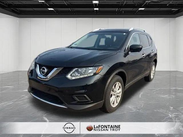 2016 Nissan Rogue SV for sale in Troy, MI