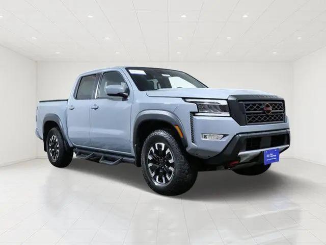 2022 Nissan Frontier Crew Cab PRO-4X 4x4 for sale in Apple Valley, MN