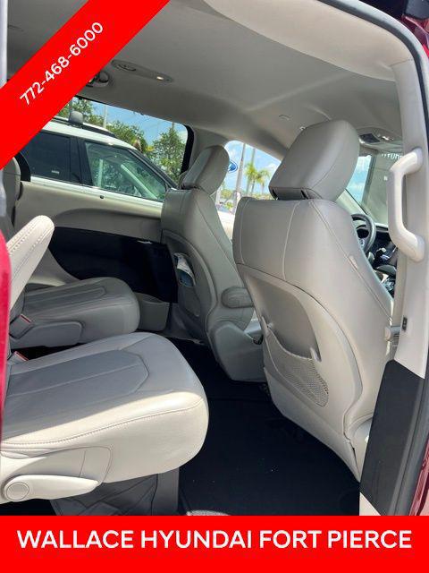 2019 Chrysler Pacifica Touring L